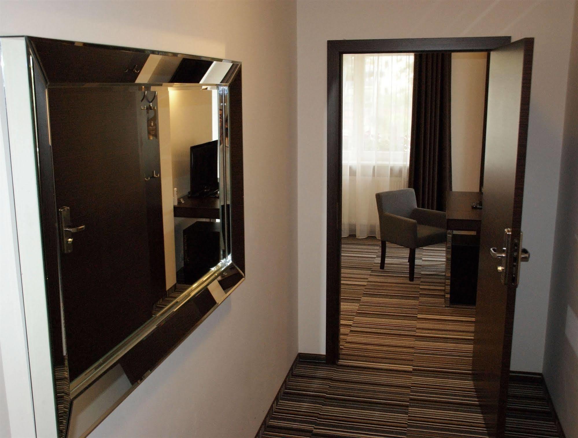 City Center House Elephant Poznan Ngoại thất bức ảnh